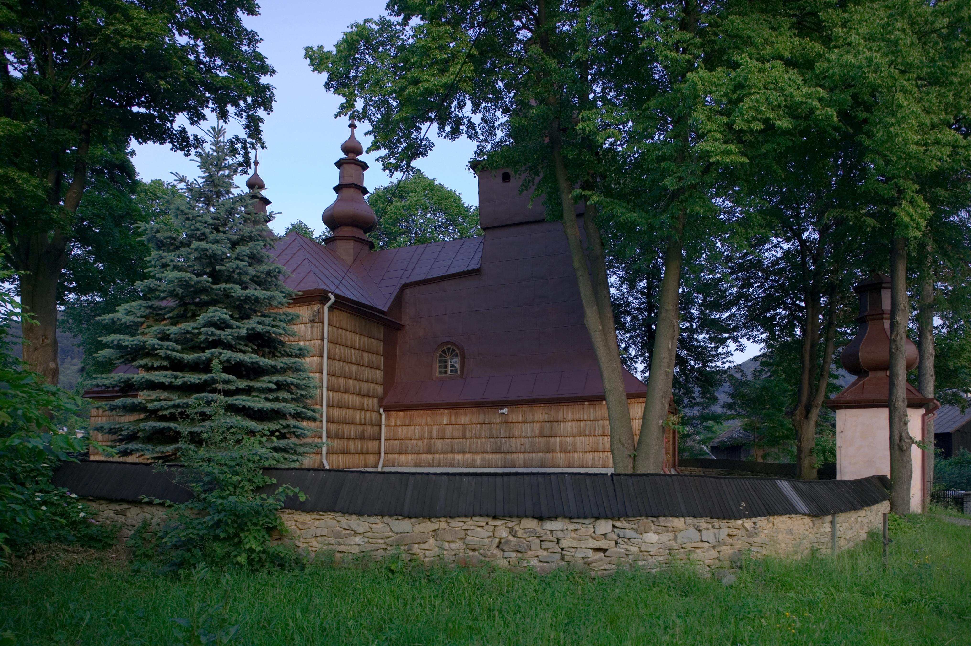 Parafia Narodzenia Najświętszej Marii Panny w Łosiu